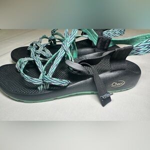 Chaco shoes women’s size 11